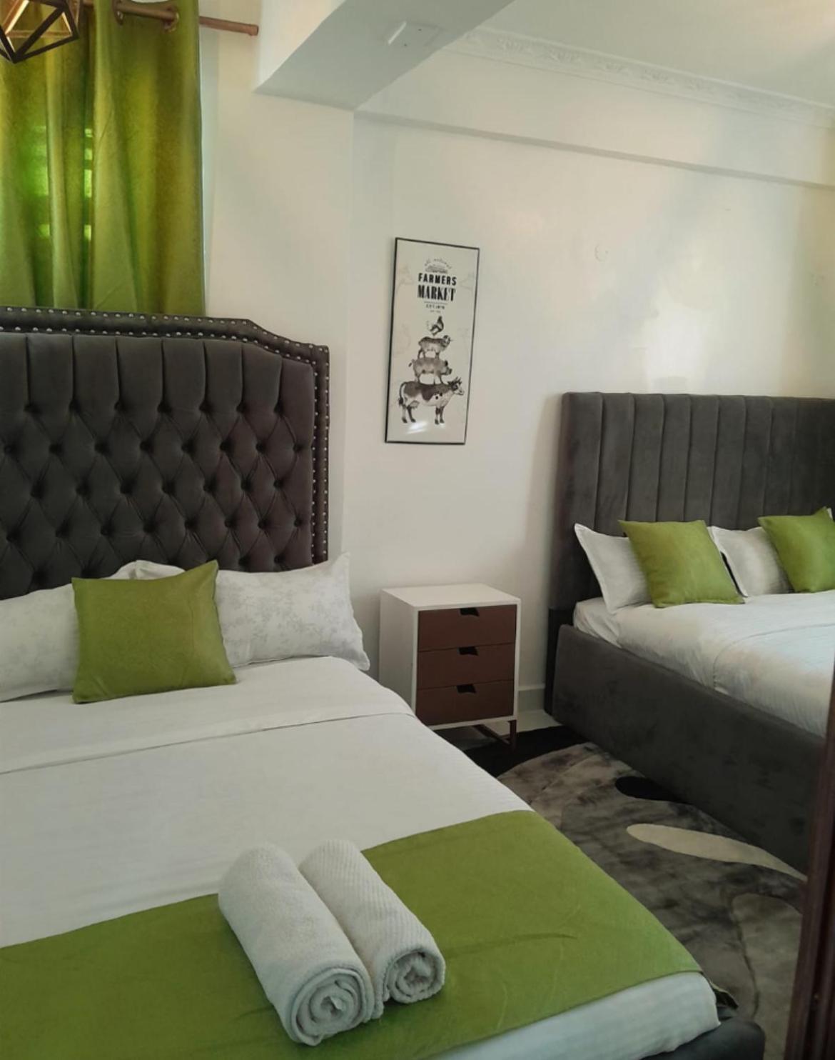 Sandalwood Suites Nakuru - Studios & One Bedroom Suites ภายนอก รูปภาพ